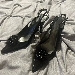 3.5 inch Marc Fisher patten leather sling back heels. Great condition!